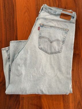 Levi's Light Wash Women’s XL Culotte Jeans - Wide Fit with Tie. Size 32